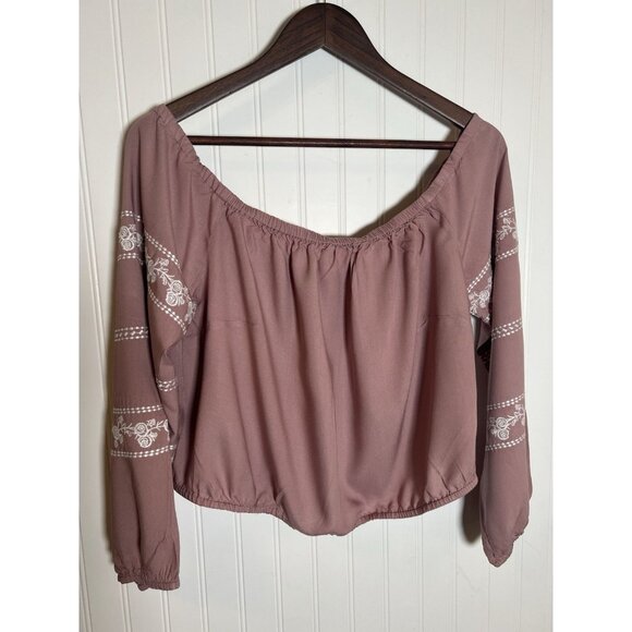 Guess Women’s Embroidered Off Shoulder Cropped Long Sleeve Blouse Size XL - Picture 1 of 4